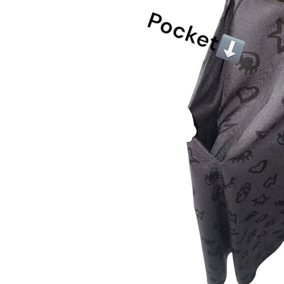 TORRID Plus Size Black & Gray Challis Skull Mini Skater Dress 2X - Picture 8 of 16